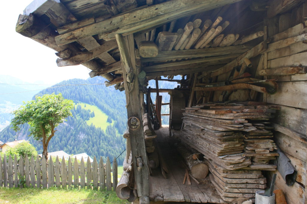 Gorgeous old barn in Bulla/Pufels