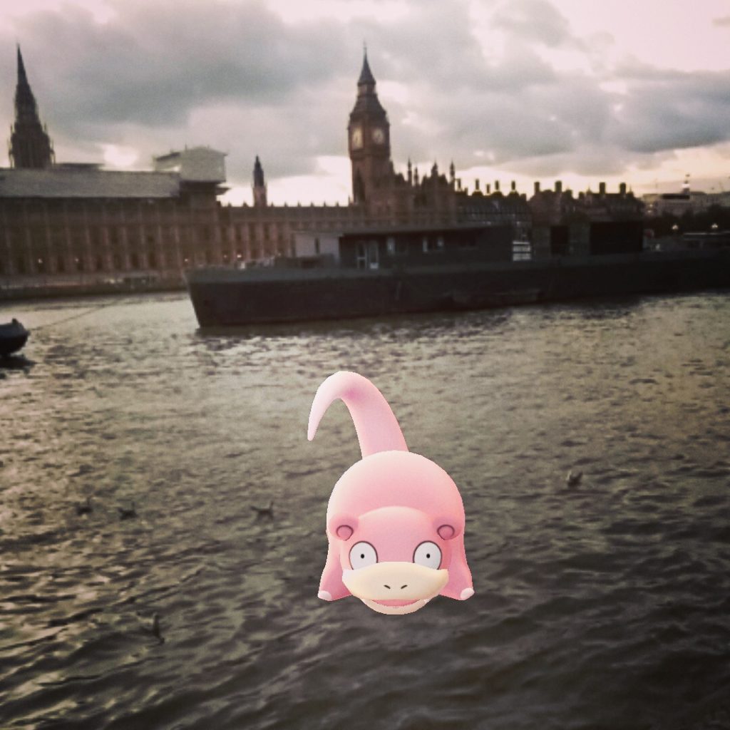 Pink hippo escaped from parliament