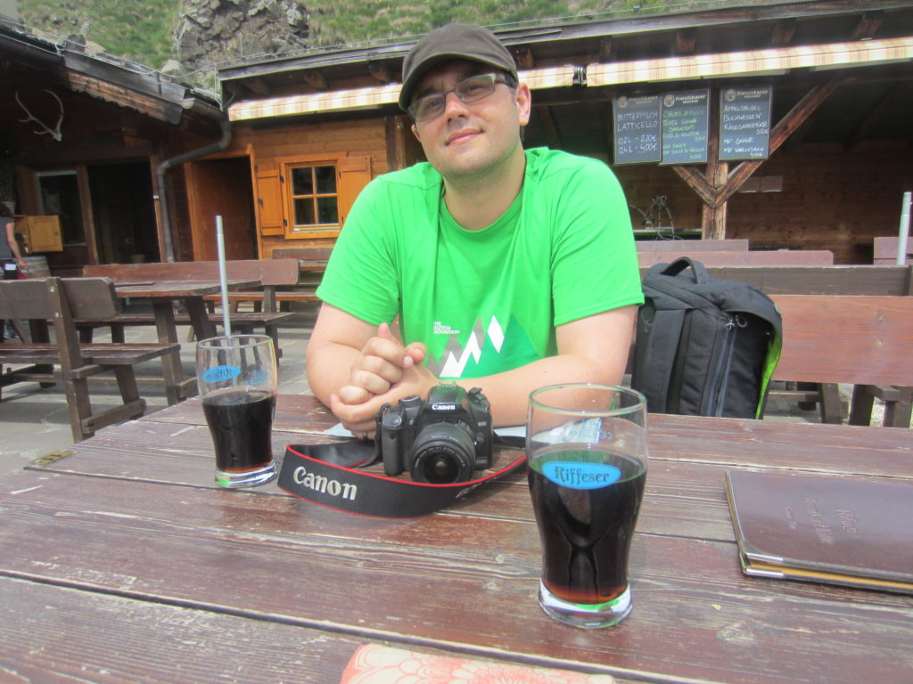 We like having huts to stop for drinks/snacks