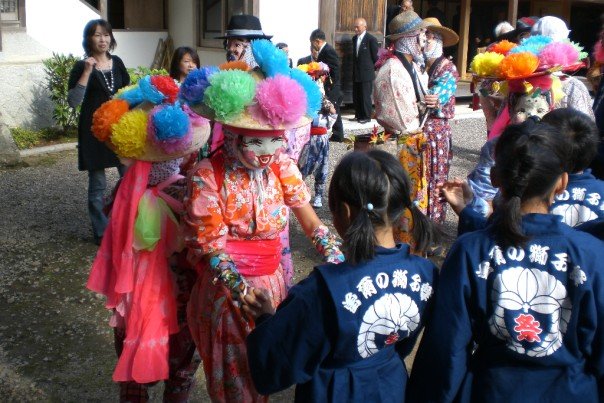 Dancers getting ready