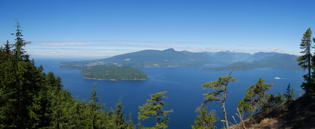 The first viewpoint from Mount Gardner