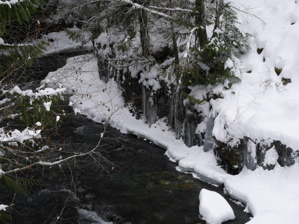 Icy river near Brandywine Falls