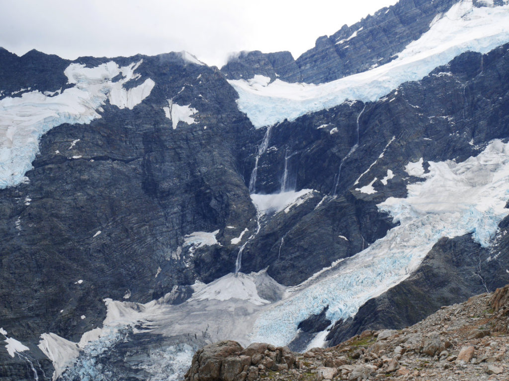 Glaciers crashing down from Mount Sefton