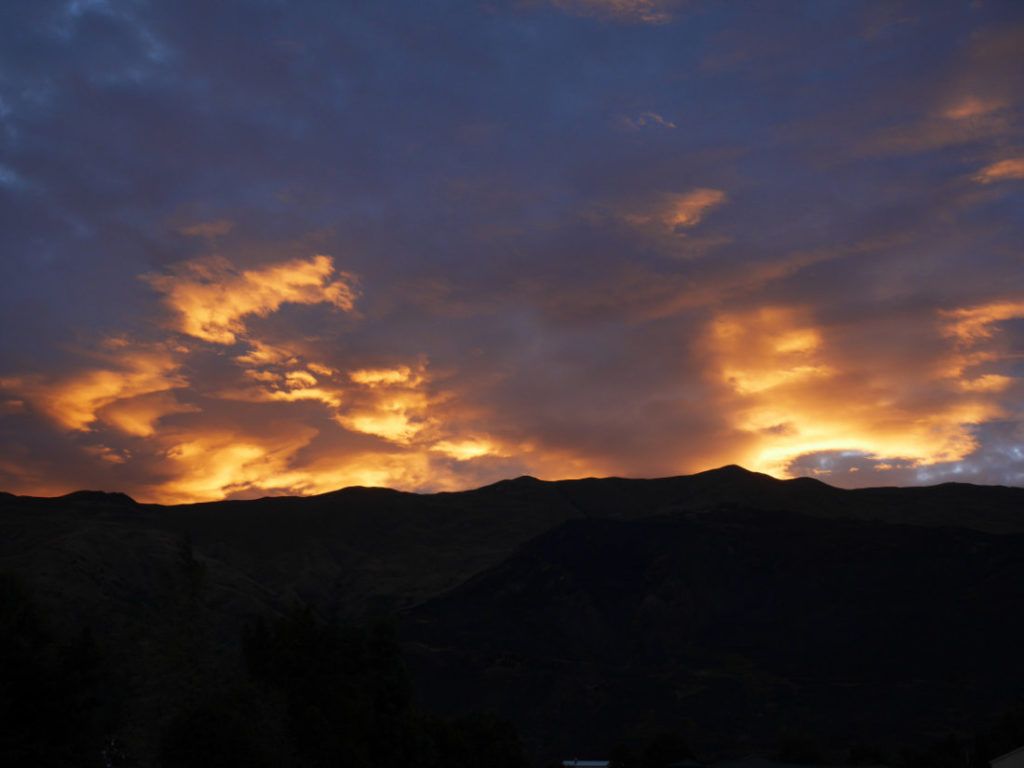 Sunset over Roy's Peak