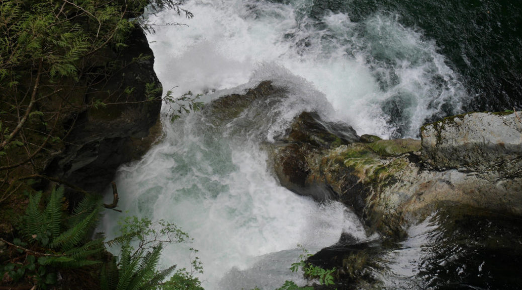 Twin Falls view - Lynn Creek