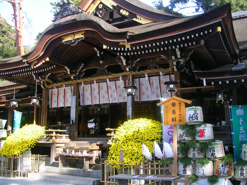 Omiwa shrine sake festival