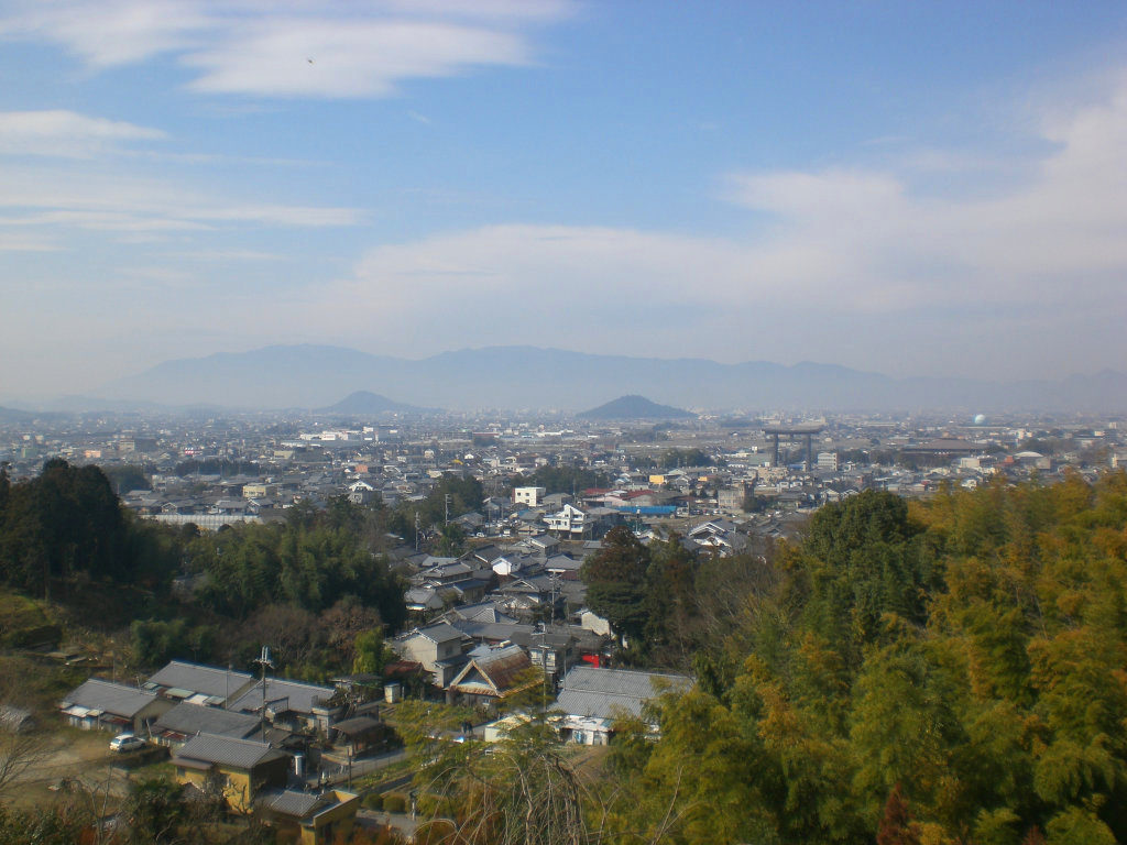 Looking down to Miwa