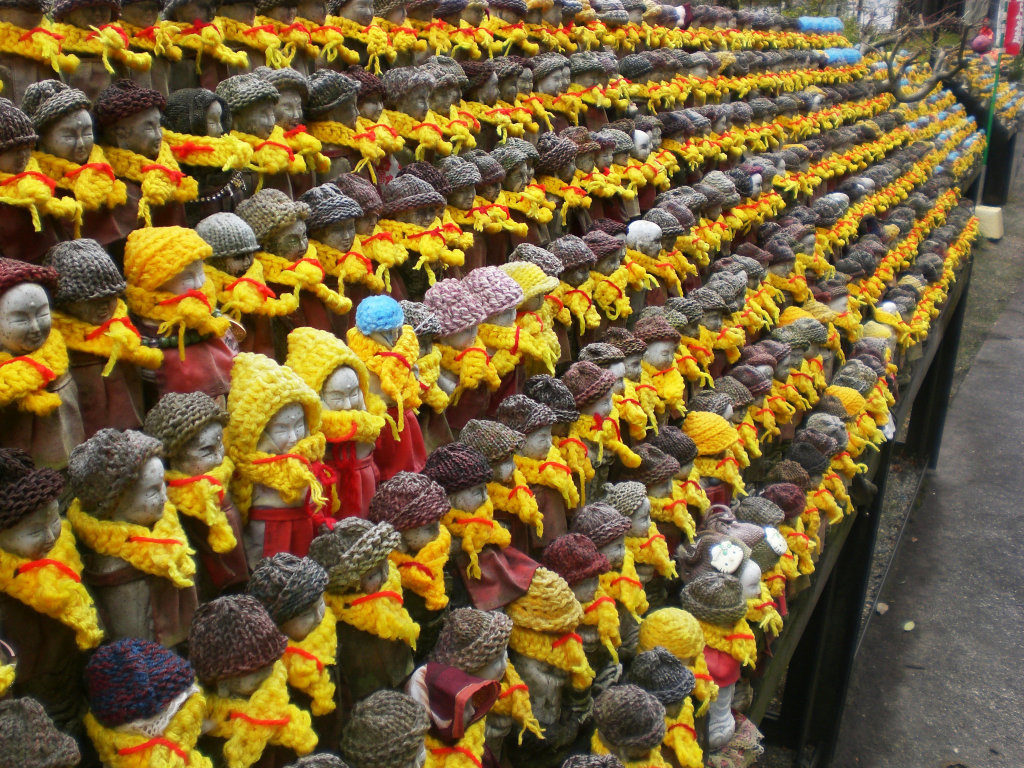 Jizo in Hasedera in winter