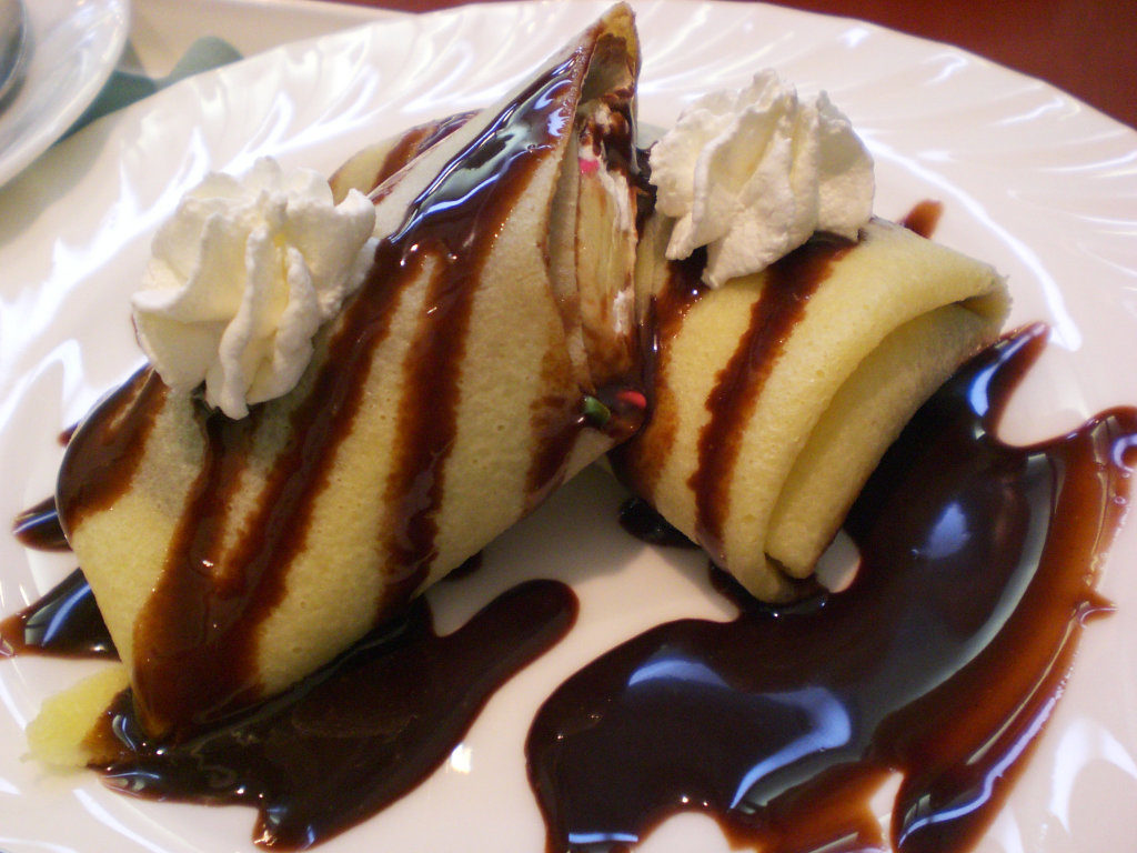 Pancake treat time in Sakurai
