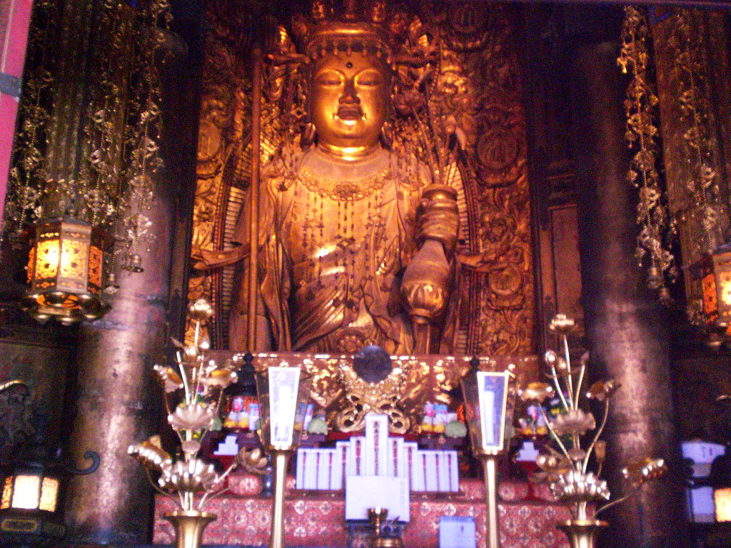 The Eleven-Faced Kannon statue