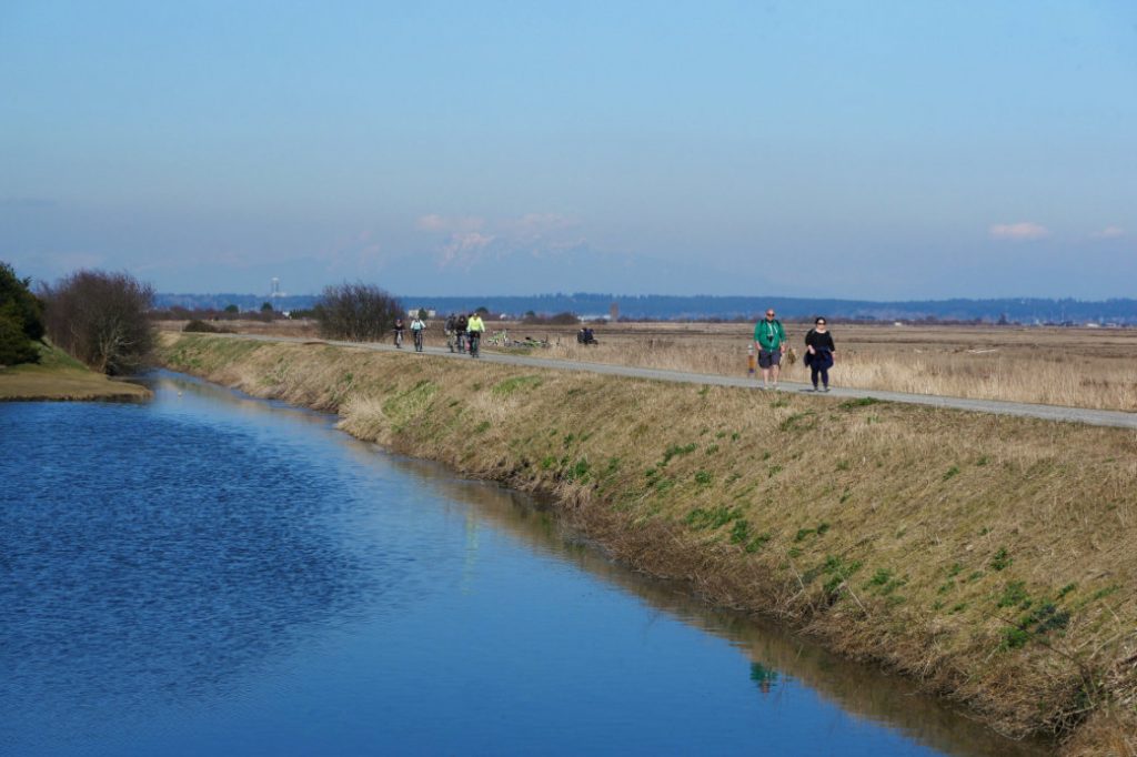 Boundary Bay Dyke Trail keeps going f
