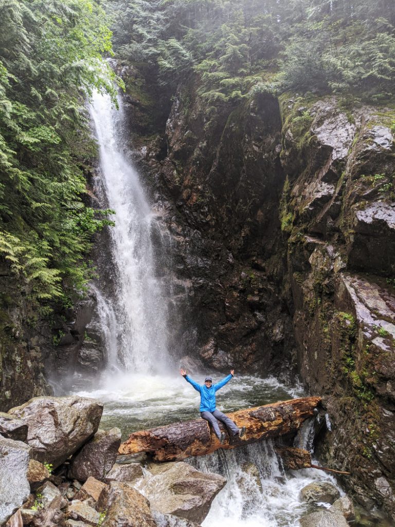 The big log under Norvan Falls
