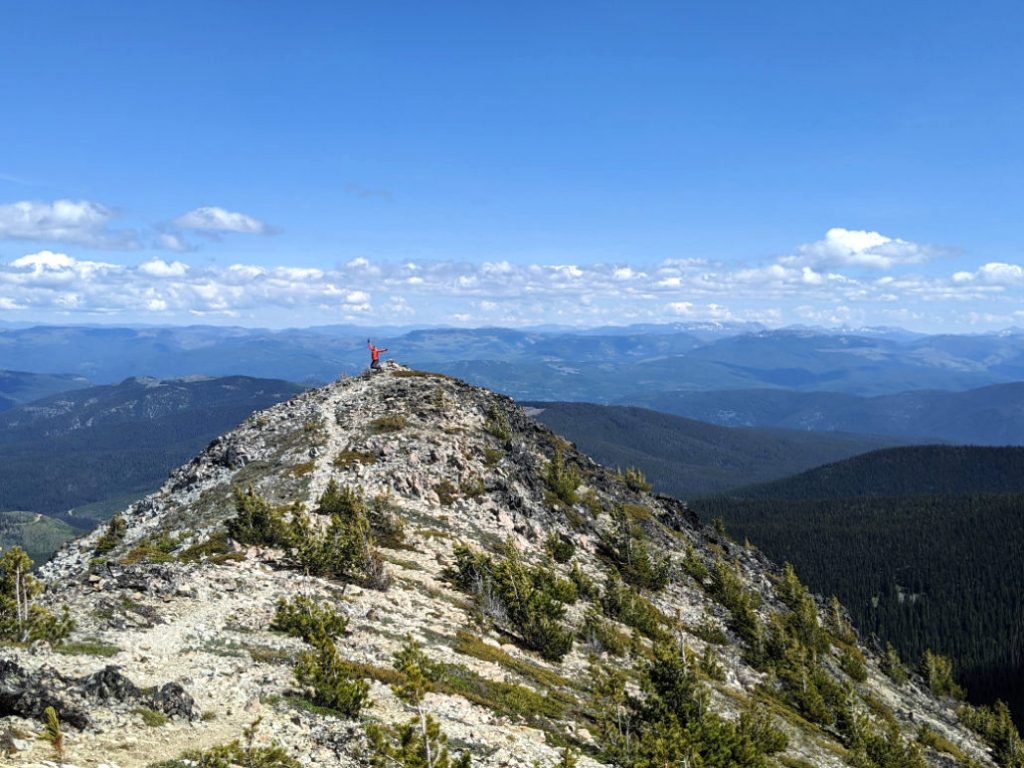 Pheen jumping on the peak