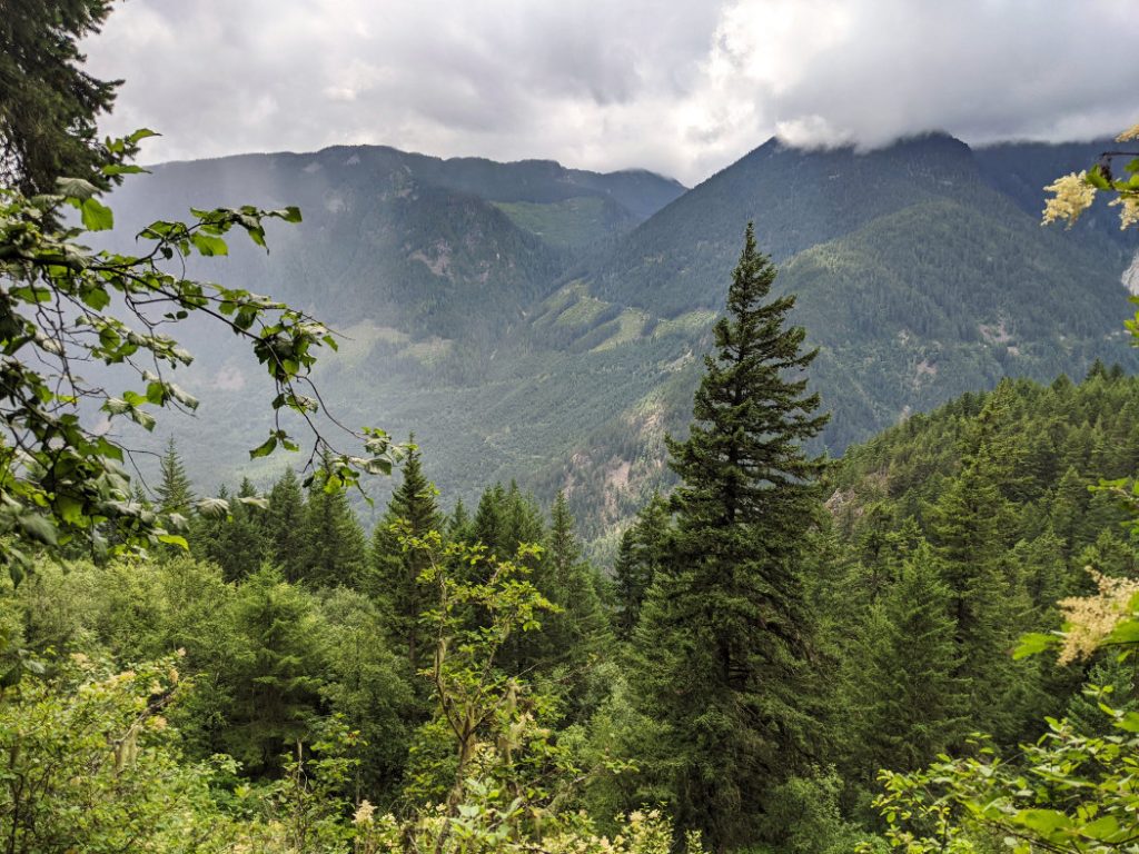 Chief Pahallak Viewpoint views