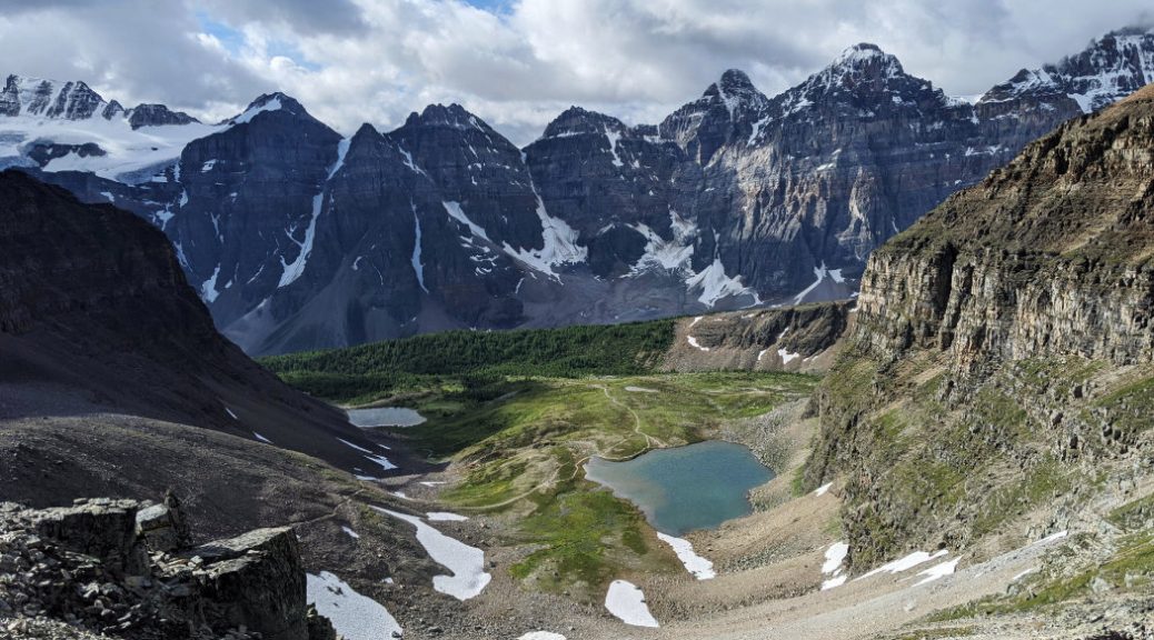 Minnestimma Lake and valley of the ten peaks