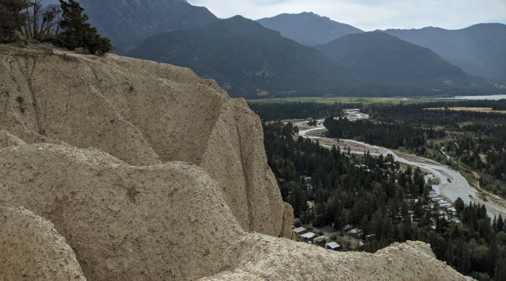 Hoodos and views down to the Columbia Valley