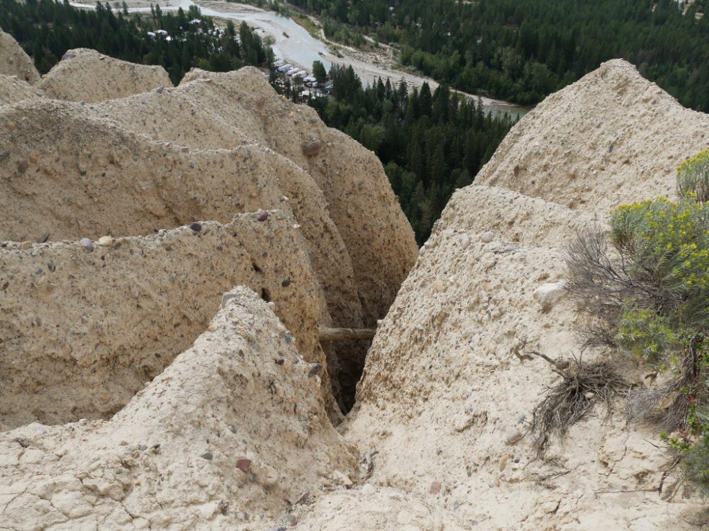 Views down from the Hoodoos