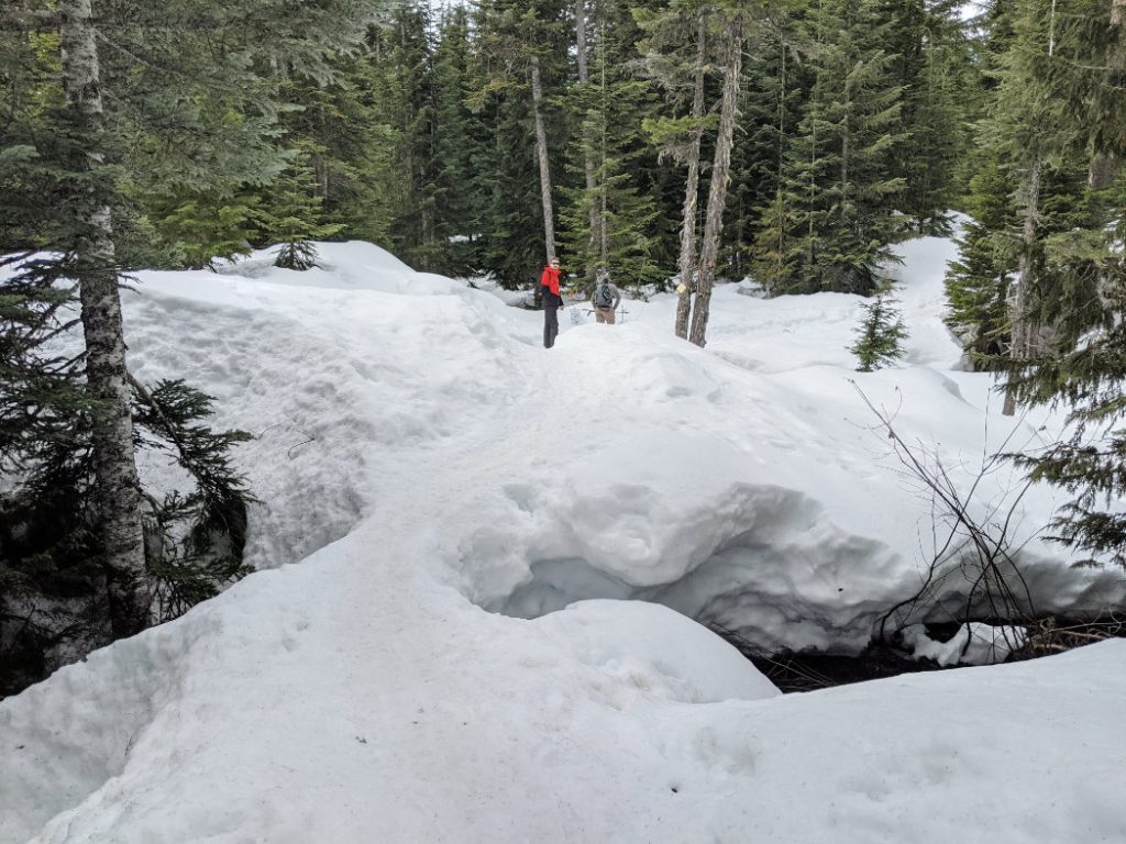 Cool snowbridge along the trail