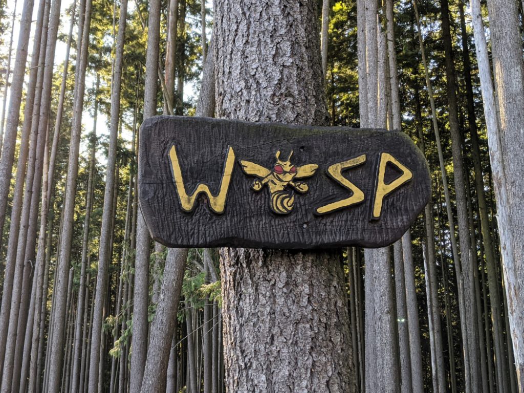 Sign on bear mountain - wasp