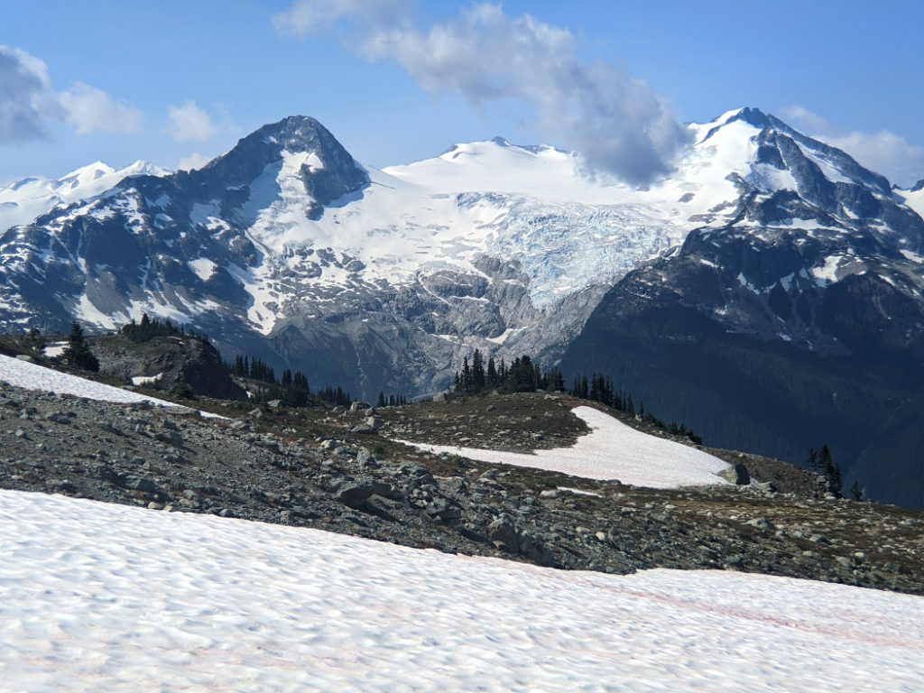 Gorgeous Mountain views - Davidson, Carr, Phyllis’s Engine & Castle Towers