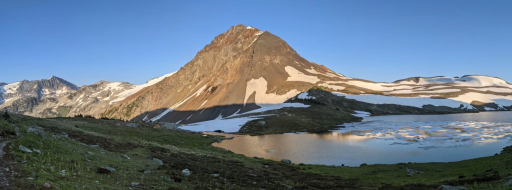 Panorama at Russet Lake reflections
