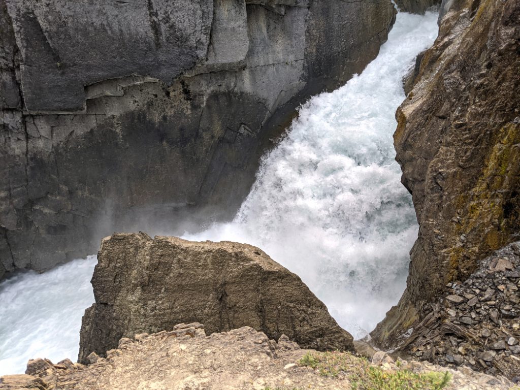 Ci Fuentes on the Icefields Parkway