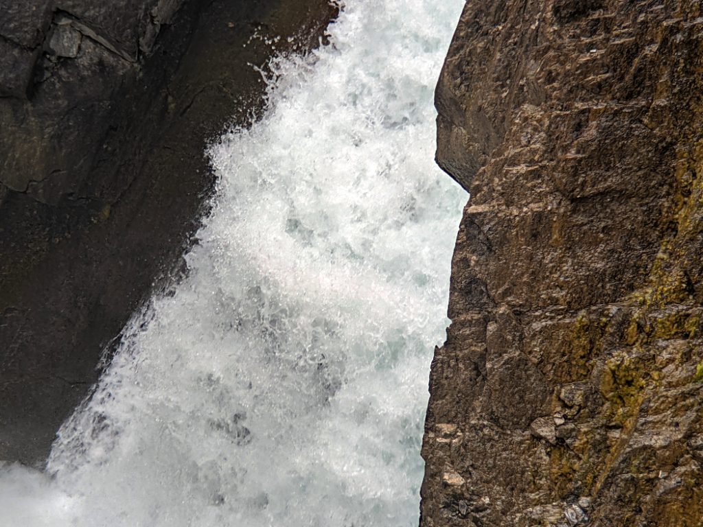 Ci Fuentes on the Icefields Parkway close up