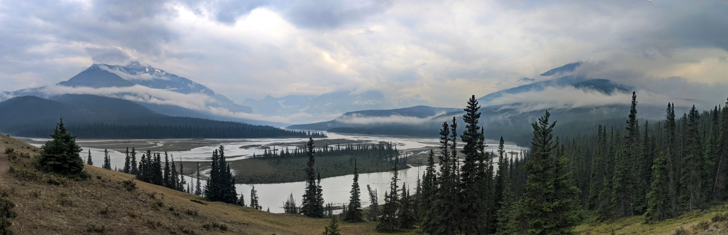 Howse River viewpoint - Mount Sarbach (left) and Survey Peak (right)