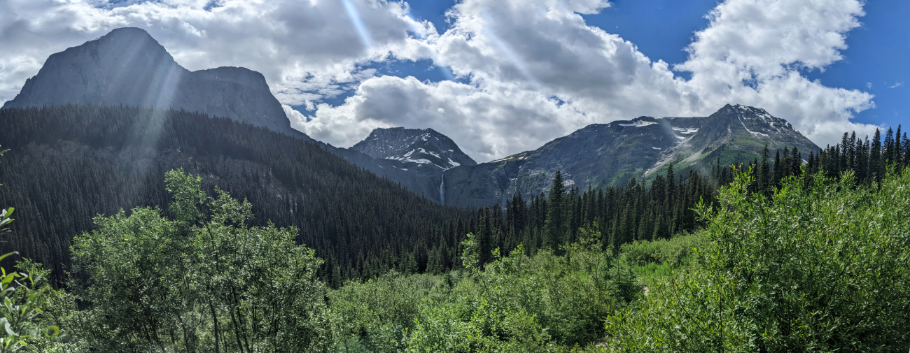 Our first view of Helmet Falls from the Rockwall trail