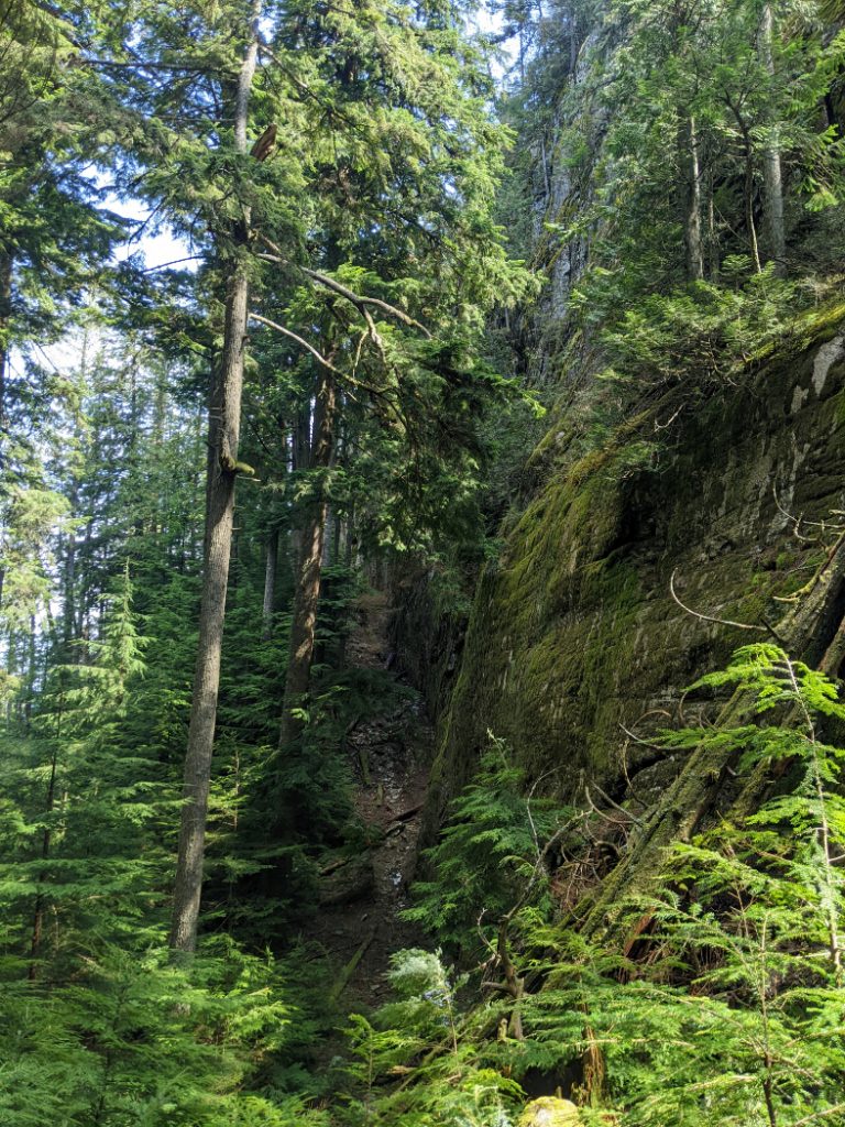 Steep section behind Leading Peak